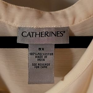 5X Catherine cream with gold bead accent design. Great condition